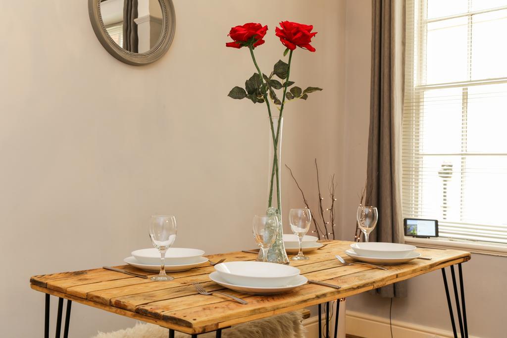 The Abberley Apartment - Stay Worcestershire Bagian luar foto