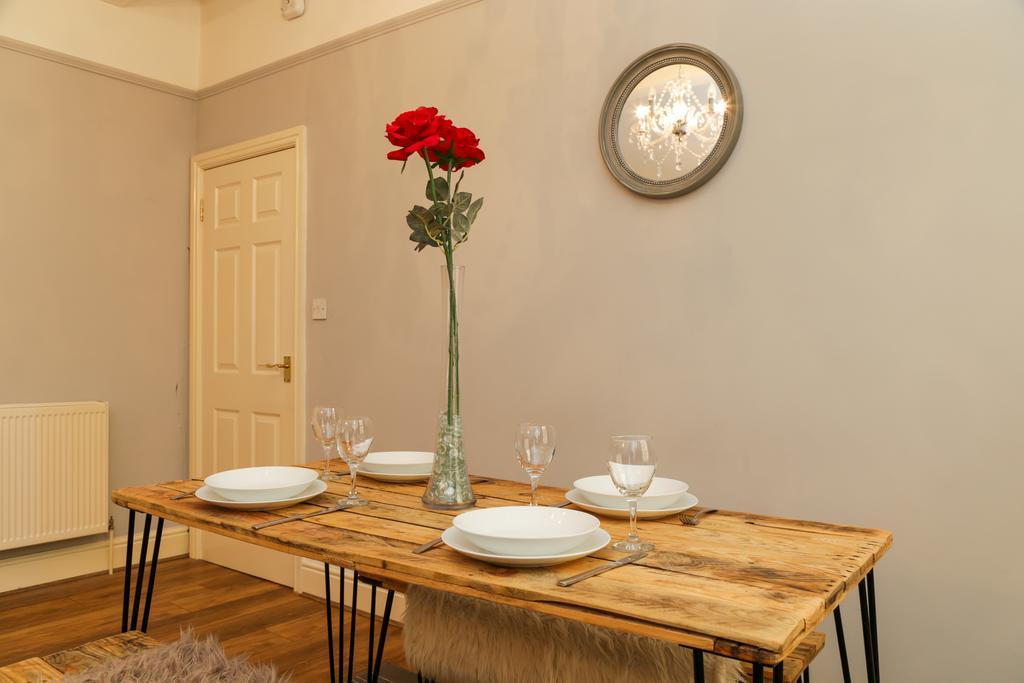 The Abberley Apartment - Stay Worcestershire Bagian luar foto
